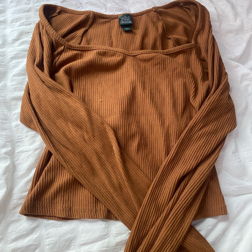 cute bron top